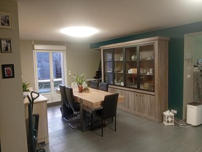 Maison - 220 m² - 4 pièces