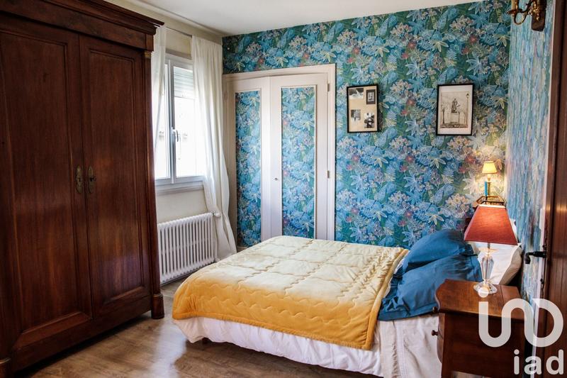 Maison - 248 m² - 10 pièces