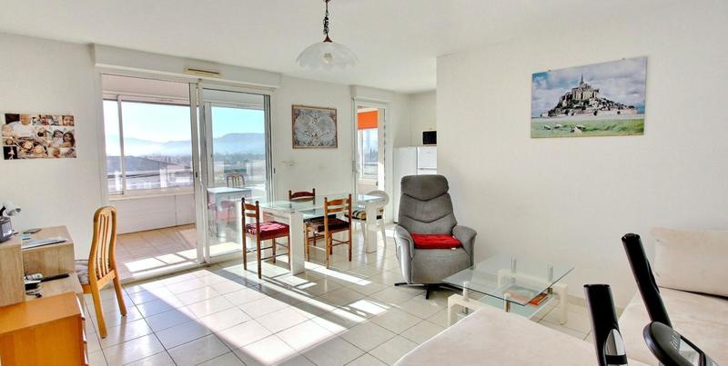 Appartement - 70 m² - 3 pièces