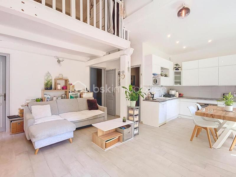 Maison - 74 m² - 4 pièces