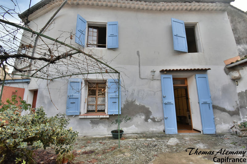 Maison de village - 250 m² - 8 pièces