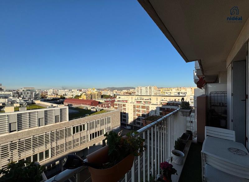 Appartement - 75 m² - 4 pièces