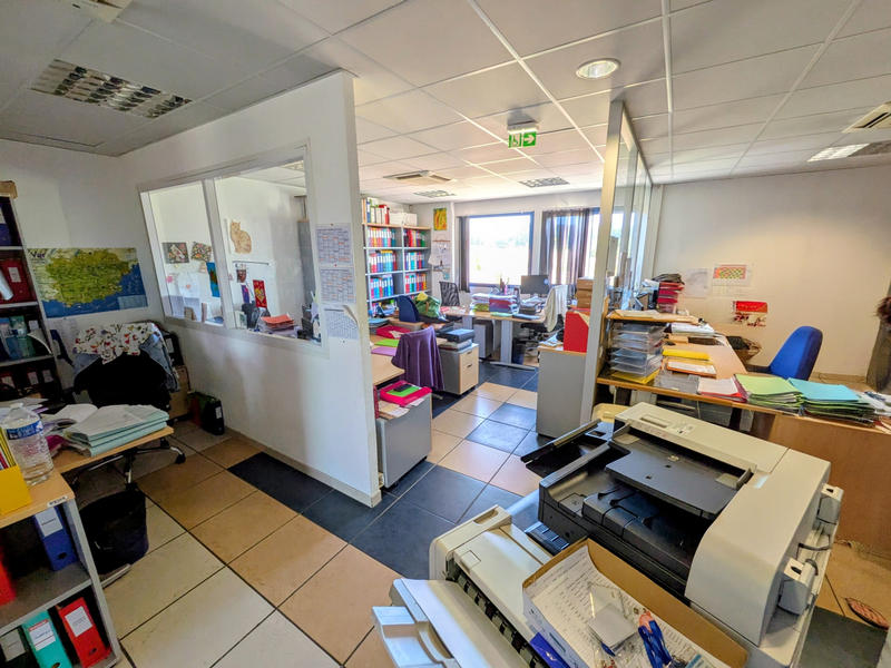 Local commercial - 177 m²