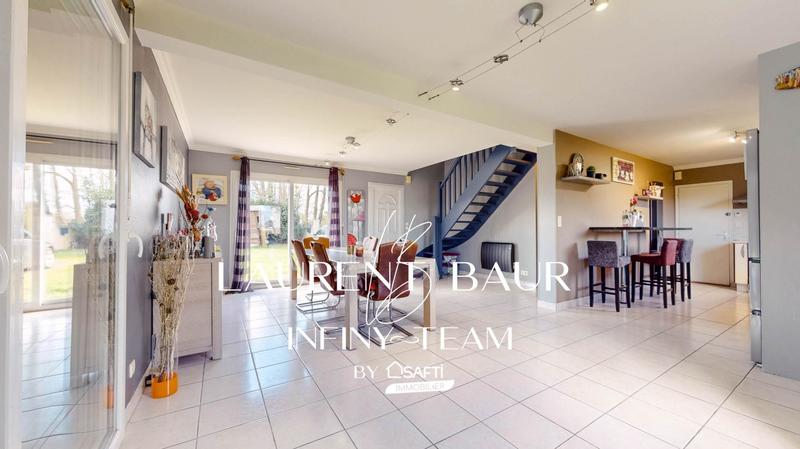 Maison - 157 m² - 7 pièces