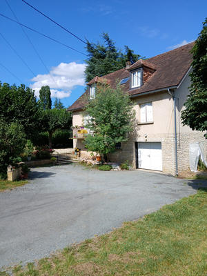 Maison - 130 m² - 7 pièces