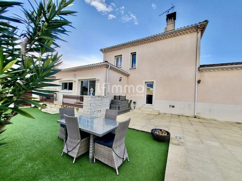 Immeuble - 175 m² - 7 pièces