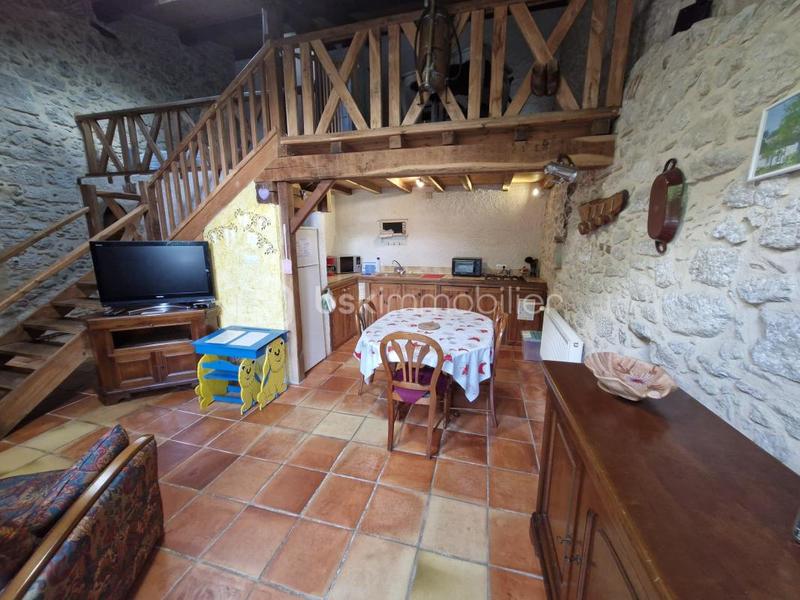 Longère - 350 m² - 15 pièces