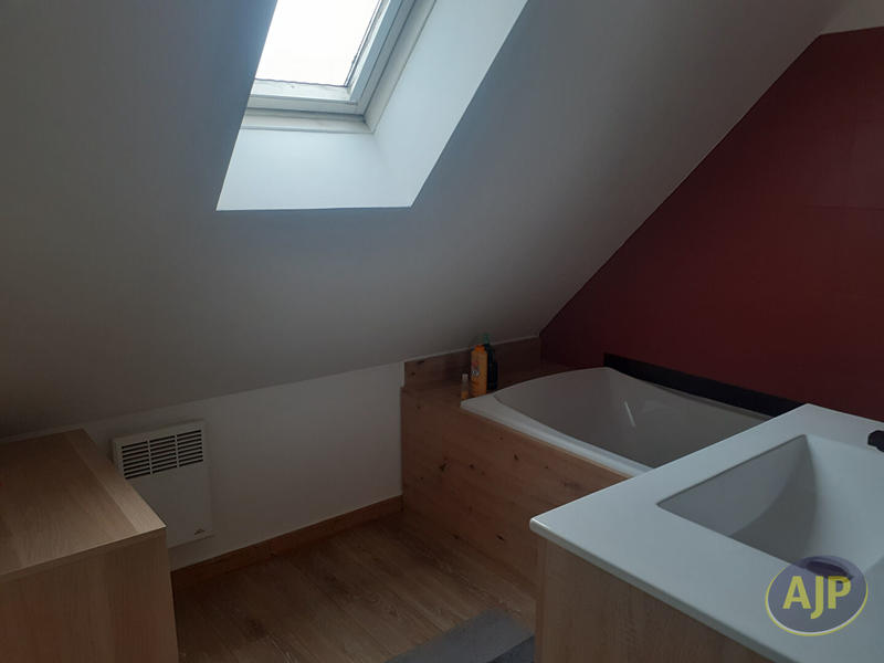 Maison - 70 m² - 4 pièces