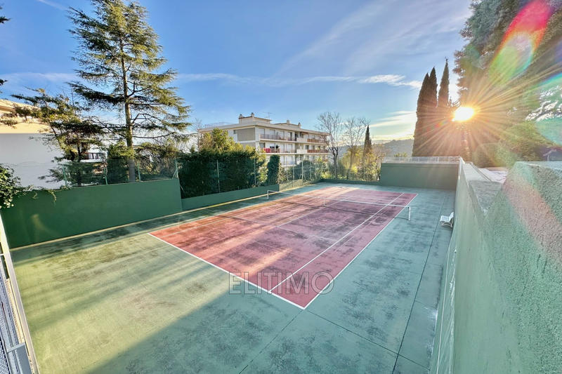 Appartement - 108 m² - 4 pièces