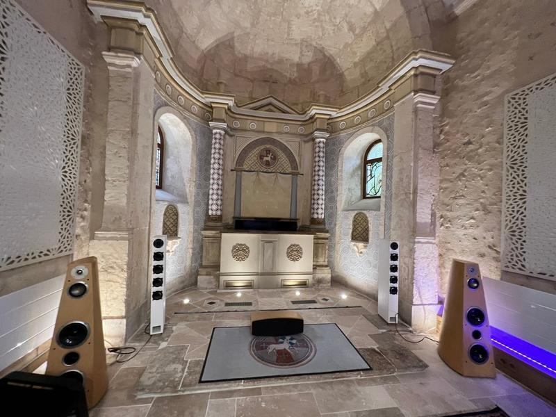 Manoir - 2 000 m² - 35 pièces