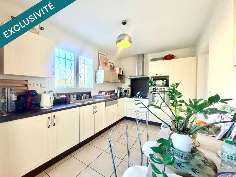 Maison - 96 m² - 4 pièces