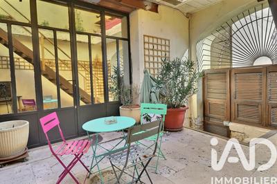 Maison - 252 m² - 8 pièces