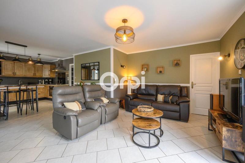 Maison - 180 m² - 7 pièces