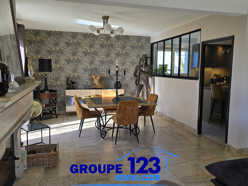 Maison - 170 m² - 7 pièces