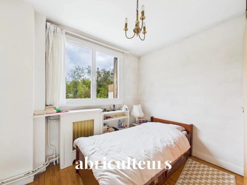 Appartement ancien - 76 m² - 5 pièces