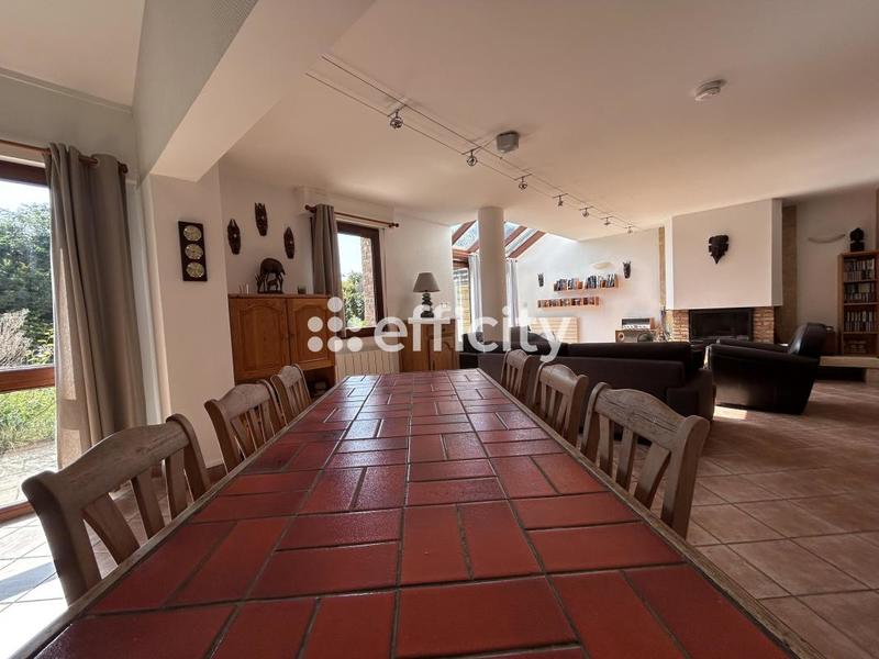 Maison - 130 m² - 4 pièces