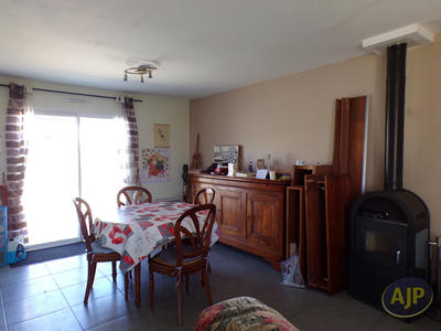 Maison - 64 m² - 3 pièces