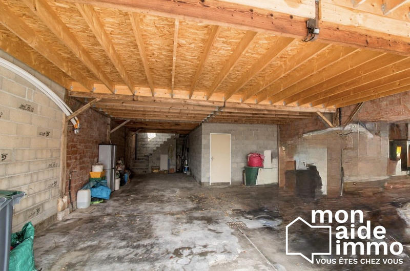 Maison - 220 m² - 5 pièces