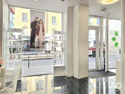 Local commercial - 80 m²