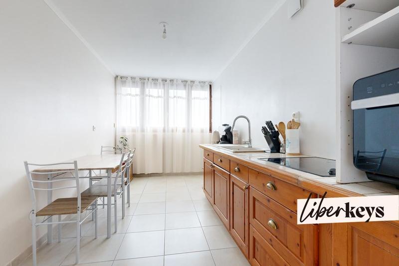 Appartement - 79 m² - 4 pièces