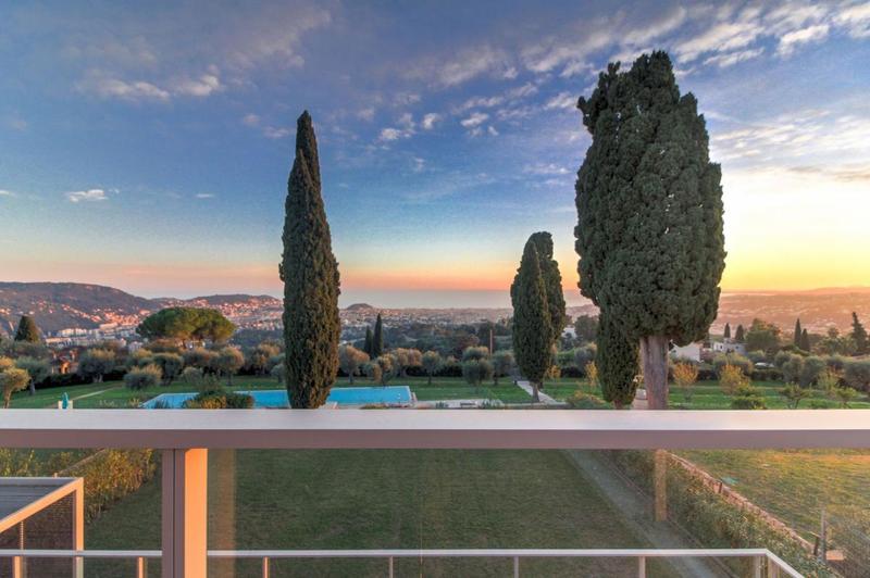 Penthouse - 99 m² - 3 pièces