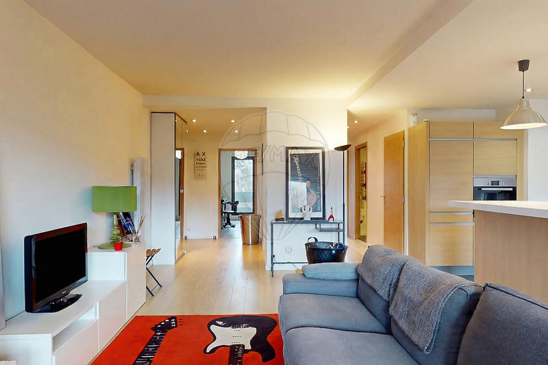 Appartement - 80 m² - 3 pièces