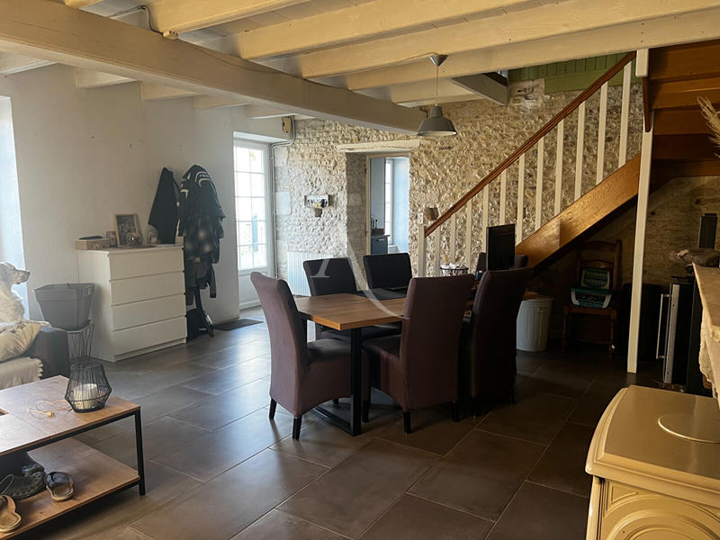 Maison - 101 m² - 6 pièces