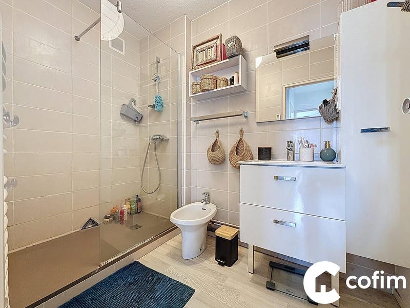 Appartement - 87 m² - 3 pièces