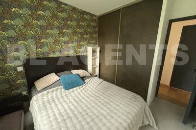 Maison traditionnelle - 87 m² - 4 pièces