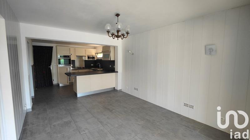 Maison - 200 m² - 7 pièces