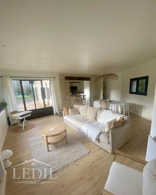 Maison - 76 m² - 3 pièces