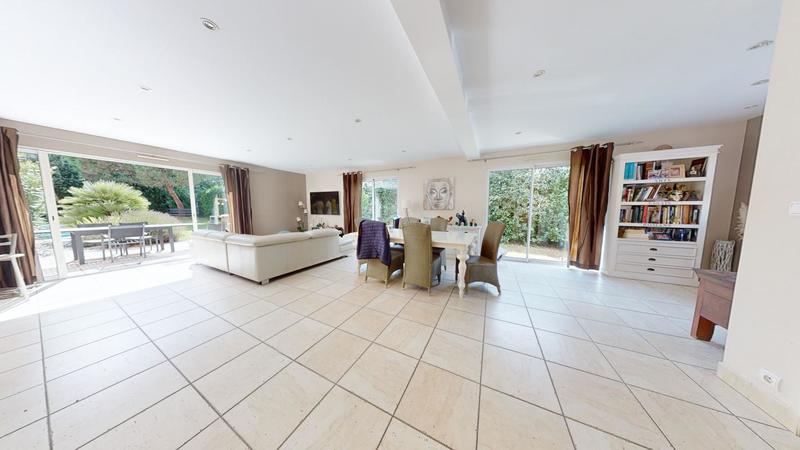 Maison - 155 m² - 5 pièces