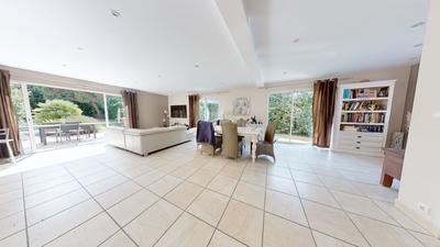 Maison - 155 m² - 5 pièces