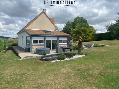 Maison - 101 m² - 5 pièces