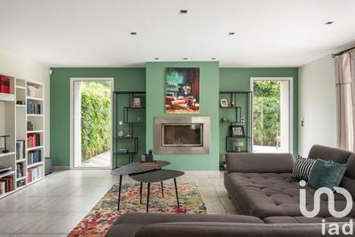 Maison de maîtres - 200 m² - 8 pièces