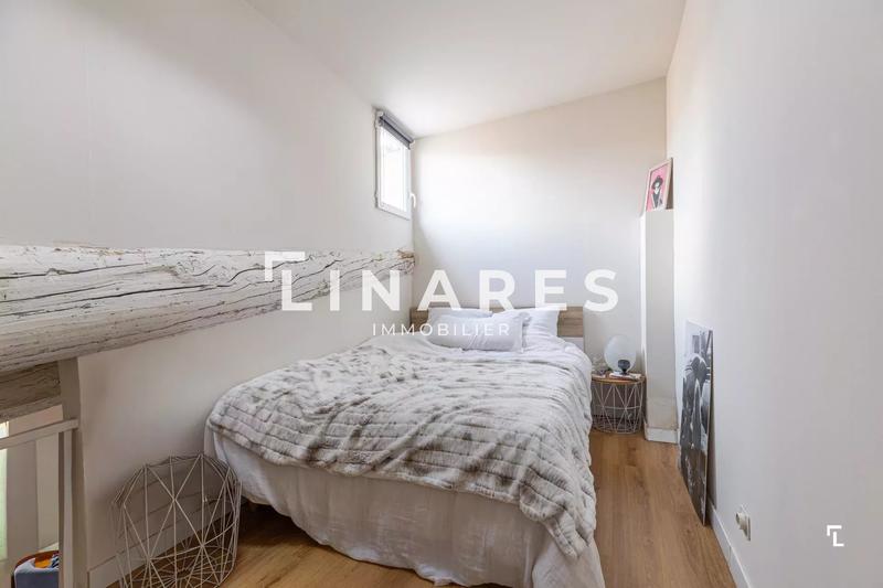 Immeuble - 136 m² - 7 pièces