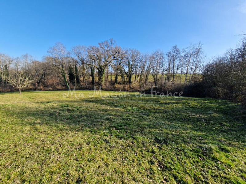 Maison - 160 m² - 1 pièce