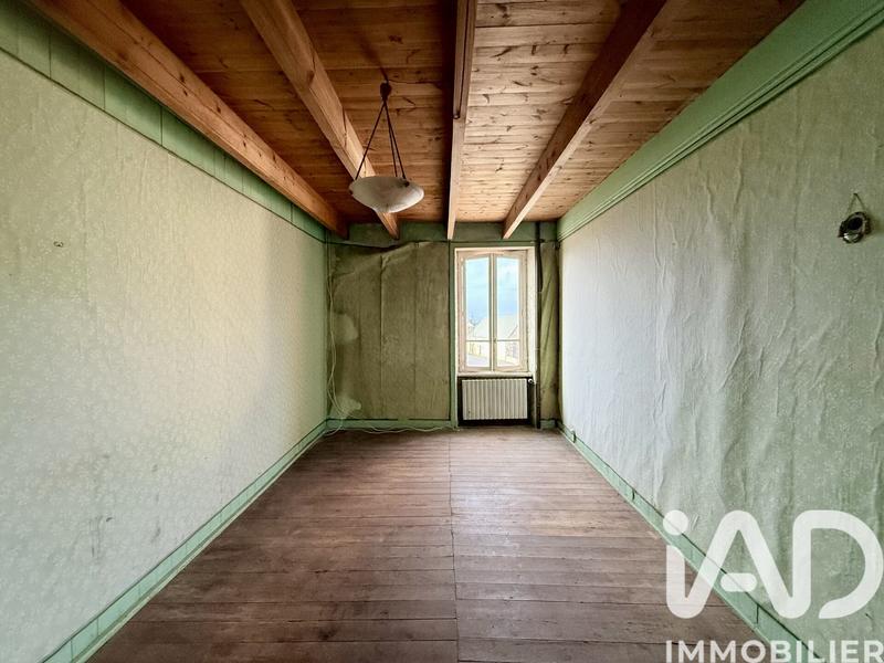 Maison - 180 m² - 9 pièces