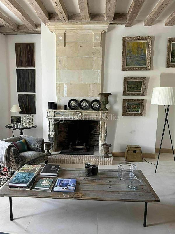 Maison - 300 m² - 15 pièces