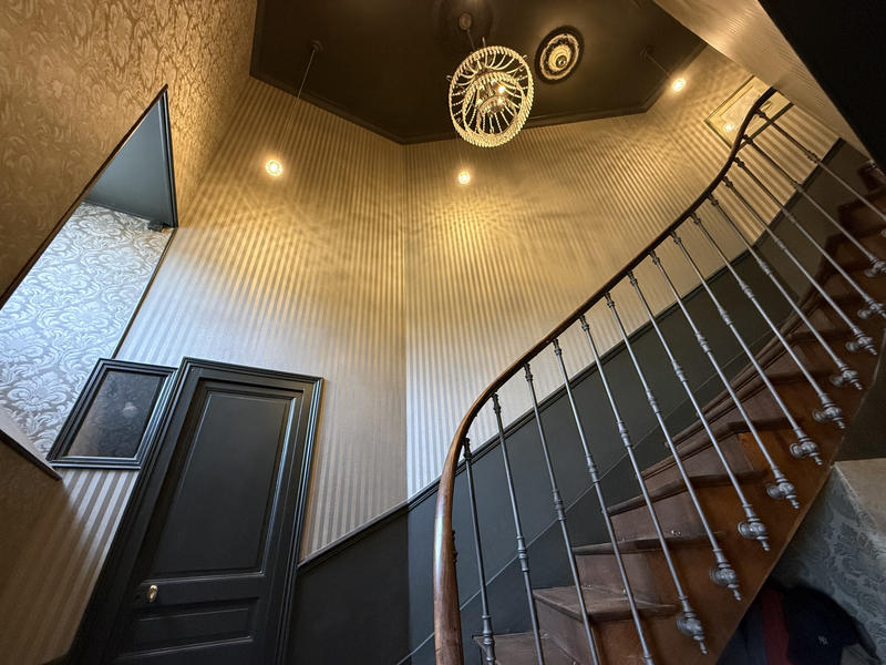 Maison - 180 m² - 9 pièces