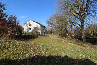 Maison - 430 m² - 7 pièces