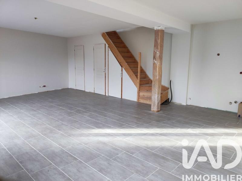 Maison - 180 m² - 8 pièces