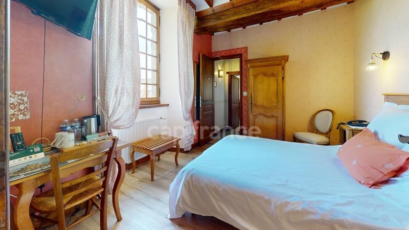 Manoir - 1 359 m² - 26 pièces