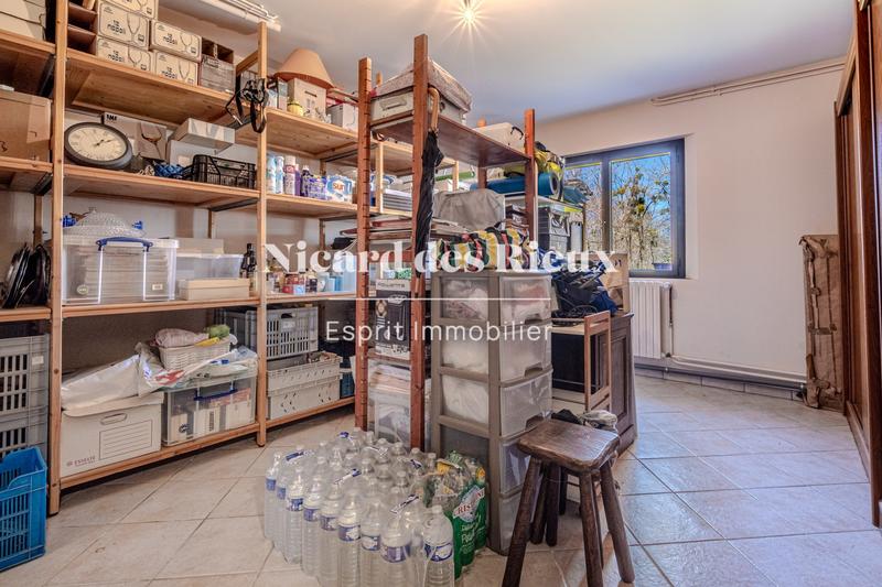 Maison - 260 m² - 7 pièces