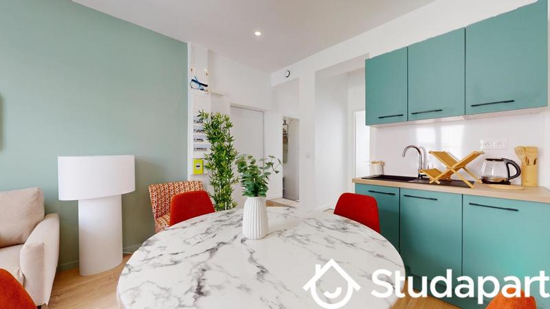 Chambre - 12 m² - 1 pièce