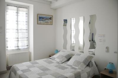 Maison - 341 m² - 12 pièces