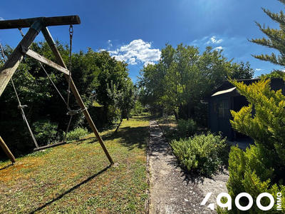 Maison - 92 m² - 6 pièces