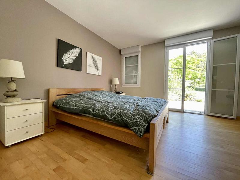 Maison - 180 m² - 7 pièces