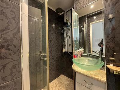 Appartement - 87 m² - 3 pièces