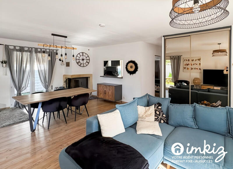 Maison - 90 m² - 4 pièces